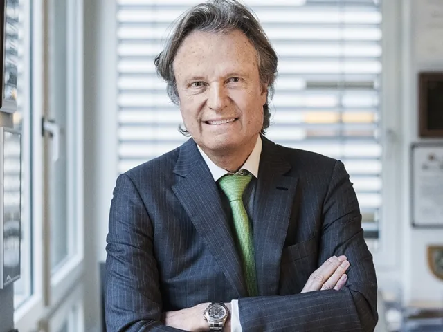 Prof. Dr. med. T. Lüscher